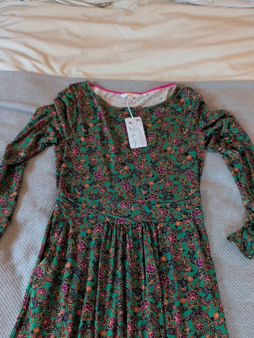 Boden Green Floral Long-Sleeve Casual Dress with Pink Accents